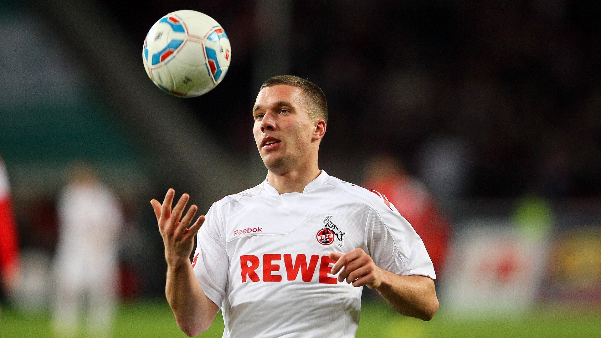 黄潜战几内亚，格纳布里惊艳四座的背后，一场足球世界的美丽误会